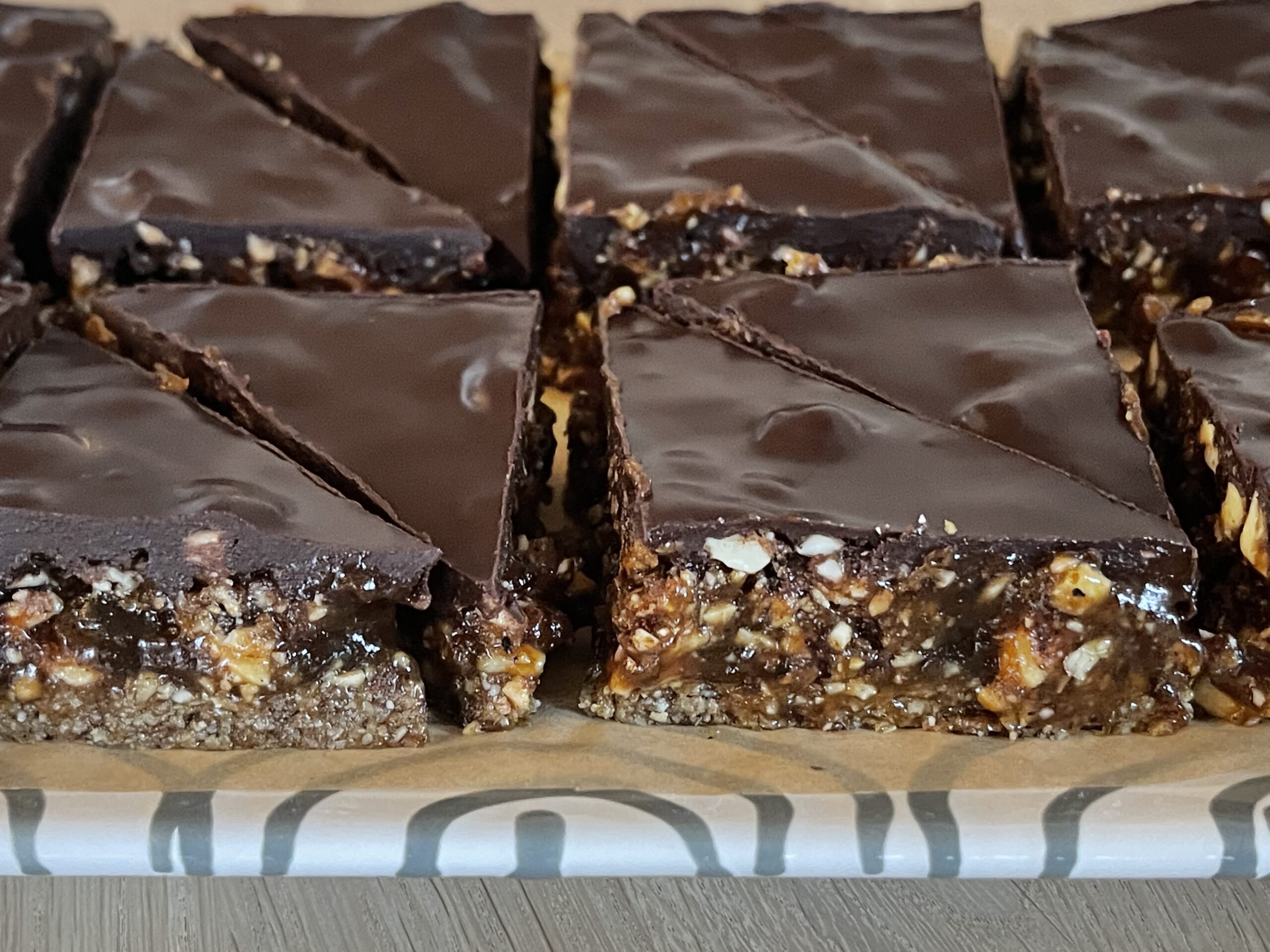 Mehr über den Artikel erfahren Nussecken vegan & glutenfrei