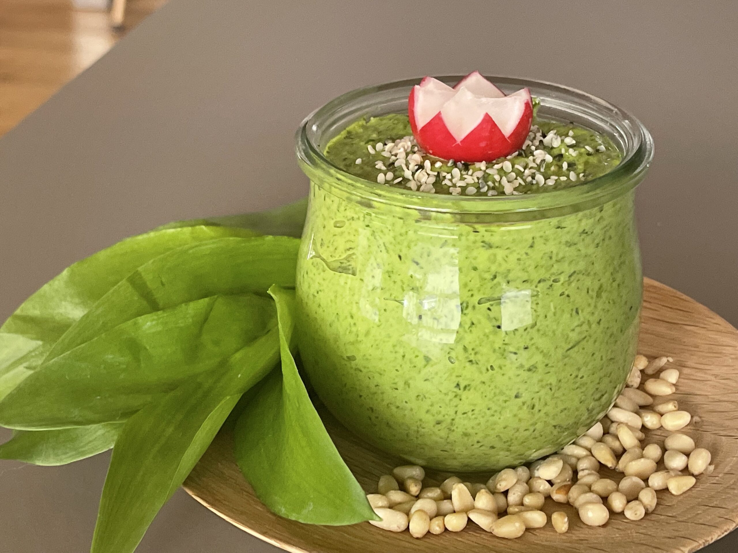 Mehr über den Artikel erfahren Bärlauch-Pesto
